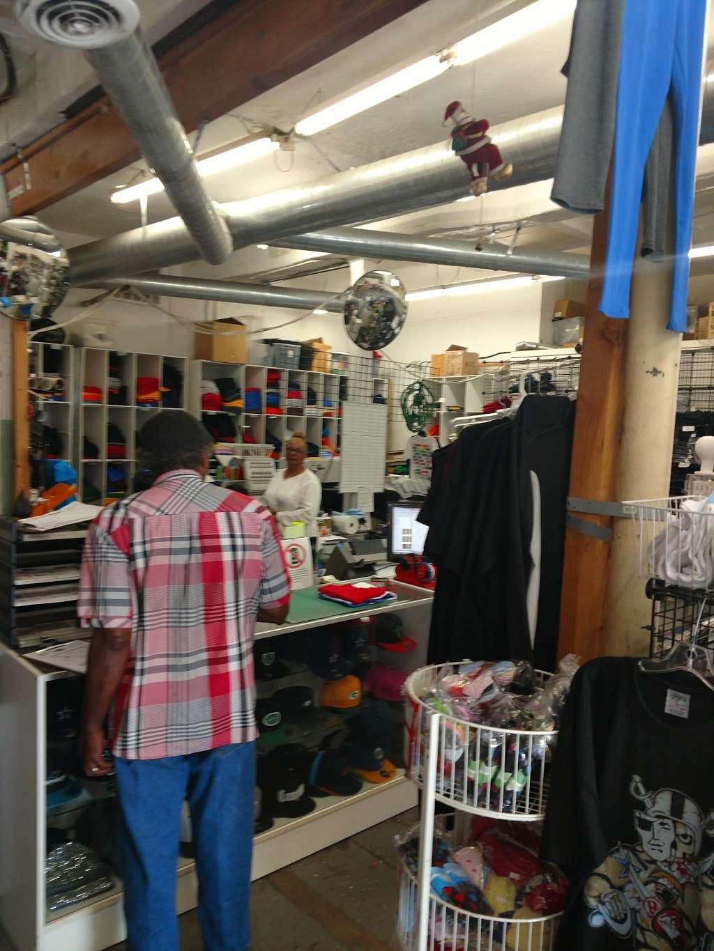 The T-Shirt Spot | 10401 San Pedro St, Los Angeles, CA 90003, USA | Phone: (323) 242-3800