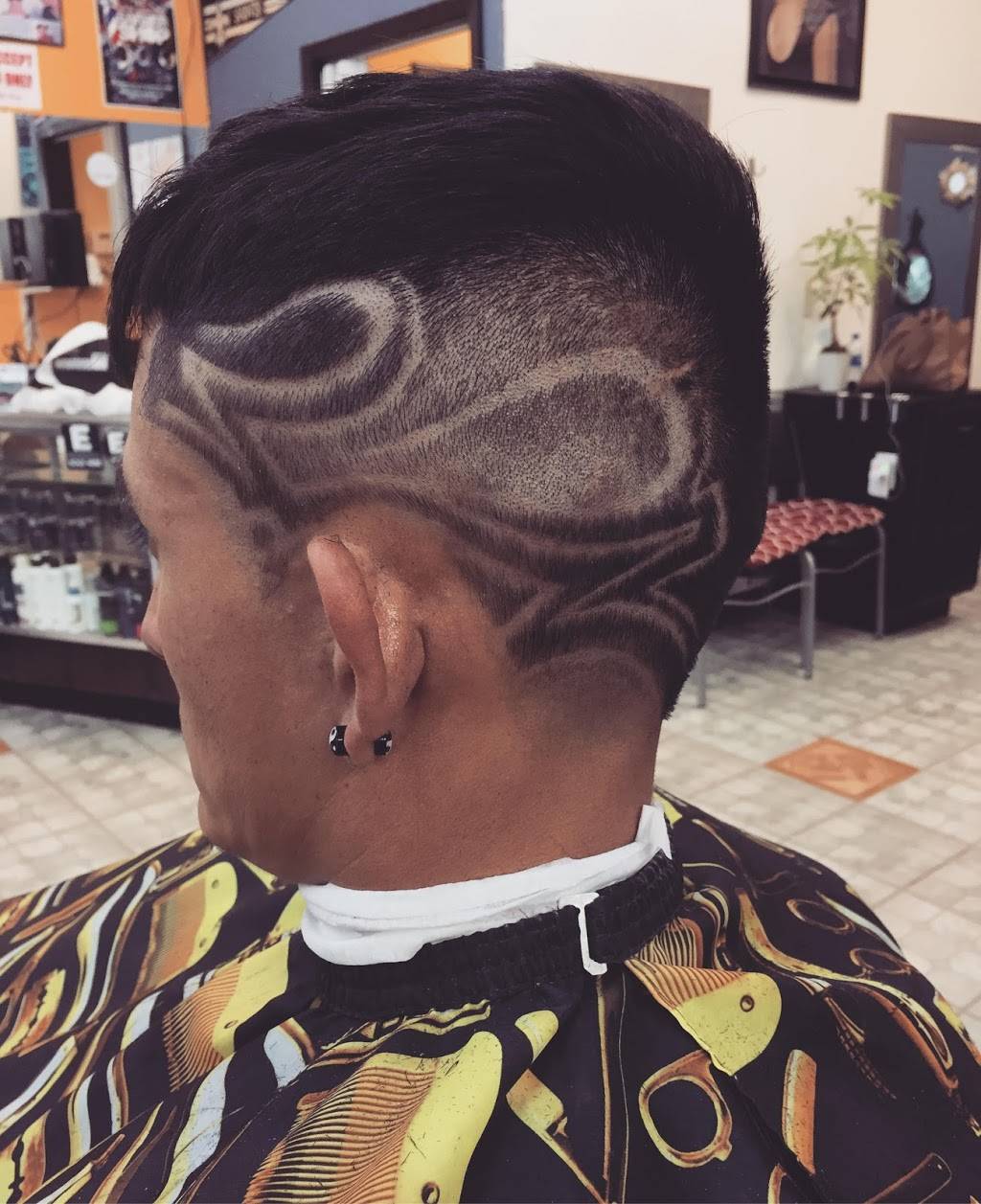 Fresh New Look Barber & Salon | 809 Behrman Hwy STE 106, Gretna, LA 70056, USA | Phone: (504) 265-8404