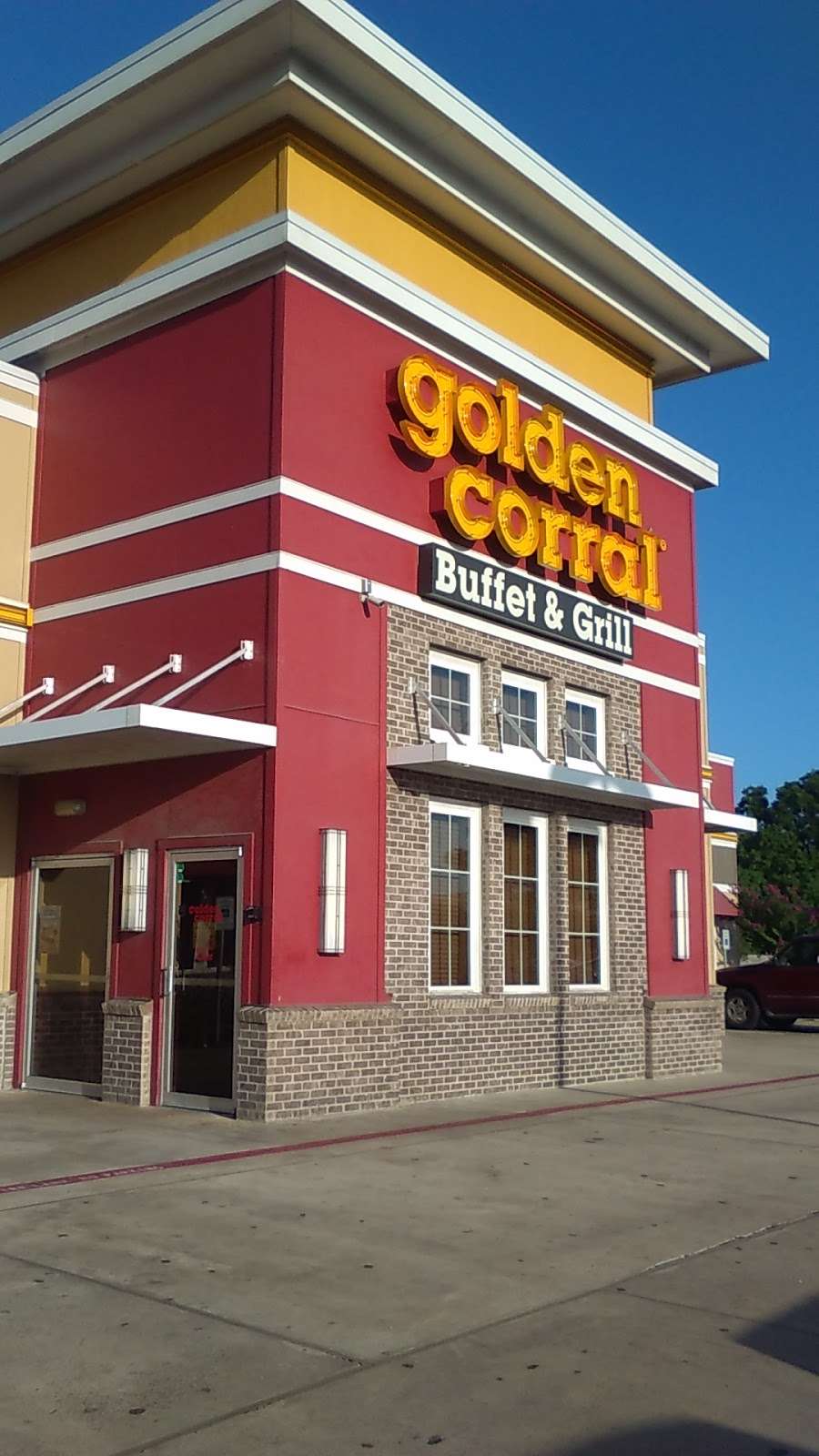 Golden Corral Buffet and Grill | 14010 East Fwy I-10, Houston, TX 77015, USA | Phone: (713) 450-1824