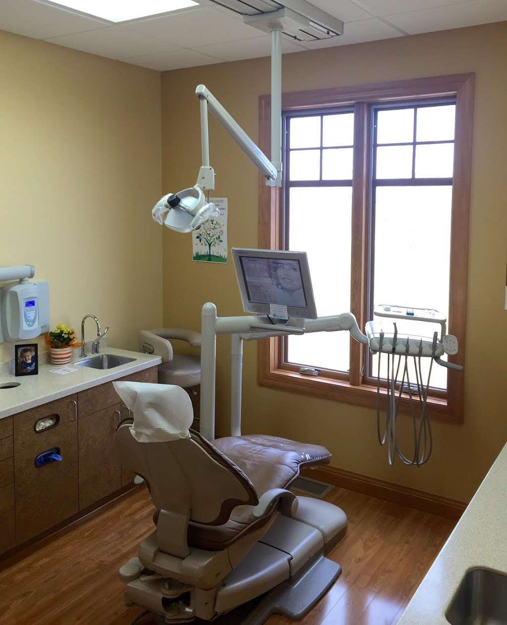 Rock River Dental | 1951 Commerce Pkwy, Fort Atkinson, WI 53538, United States | Phone: (920) 541-1749