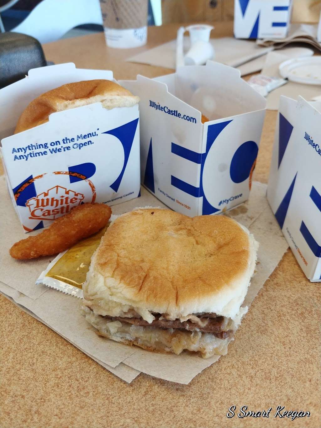 White Castle | 2253 N State St, Greenfield, IN 46140, USA | Phone: (317) 467-0865