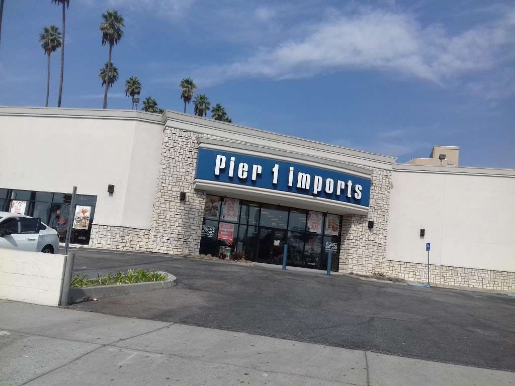 Pier 1 | 5711 Hollywood Blvd, Los Angeles, CA 90028, USA | Phone: (323) 466-3443