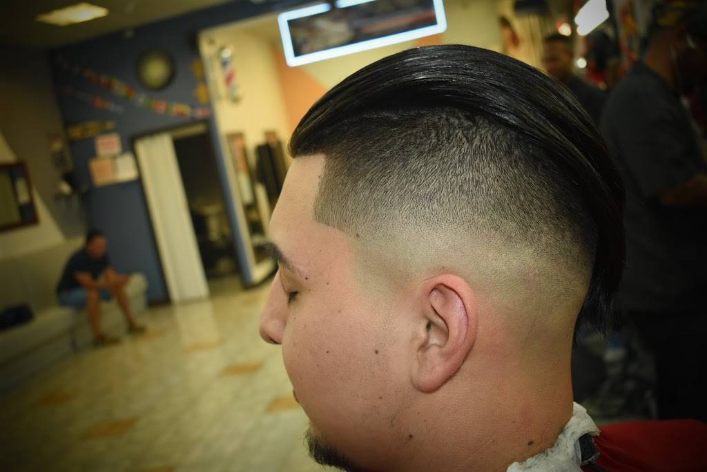 Fresh New Look Barber & Salon | 809 Behrman Hwy STE 106, Gretna, LA 70056, USA | Phone: (504) 265-8404