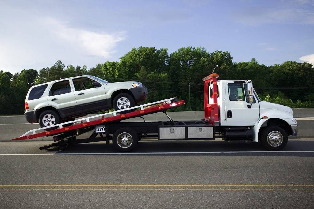 Tri-State Towing | 524 N Wayne Ave, Cincinnati, OH 45215, USA | Phone: (513) 729-4285