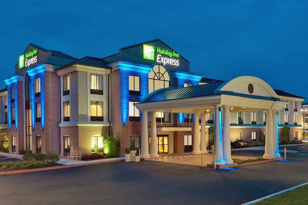 Holiday Inn Express & Suites Quakertown | 1918 PA-663, Quakertown, PA 18951, USA | Phone: (215) 529-7979