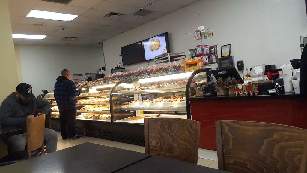 Panaderia Victoria | 3535 Imperial Hwy, Inglewood, CA 90303, USA | Phone: (424) 750-9334