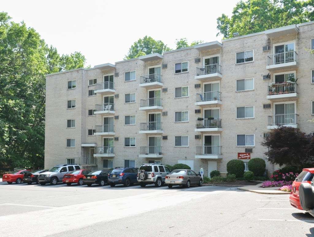 Gayley Park Apartments | 30 E Jefferson St, Media, PA 19063, USA | Phone: (610) 565-4226
