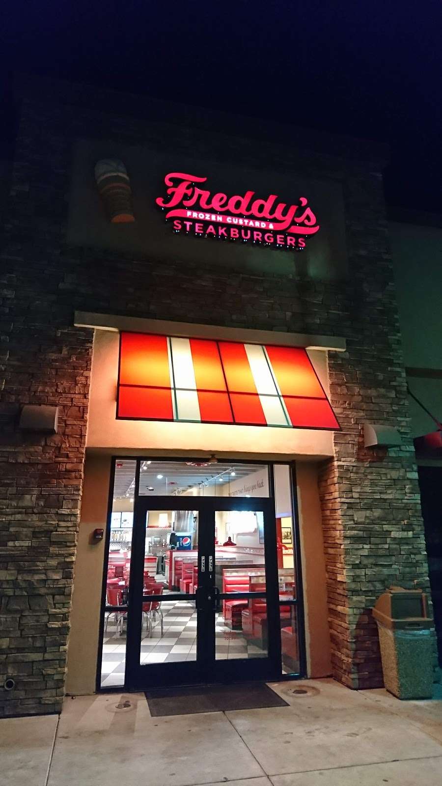 Freddys Frozen Custard & Steakburgers | 3476 W Frye Rd, Chandler, AZ 85226, USA | Phone: (480) 857-8815