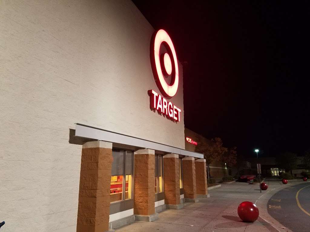 Target | 620 George Washington Hwy, Lincoln, RI 02865, USA | Phone: (401) 642-0080