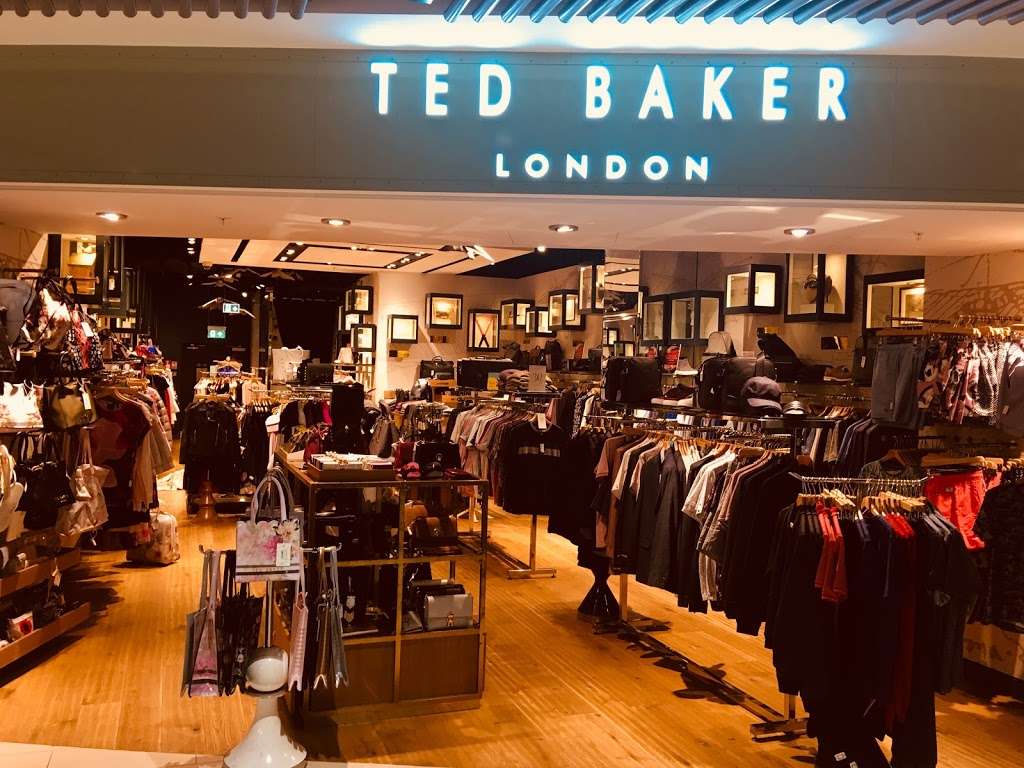 Ted Baker - Gatwick South Terminal | S204B, South Terminal, London Rd, Horley, Gatwick RH6 0NP, UK | Phone: 01293 569426