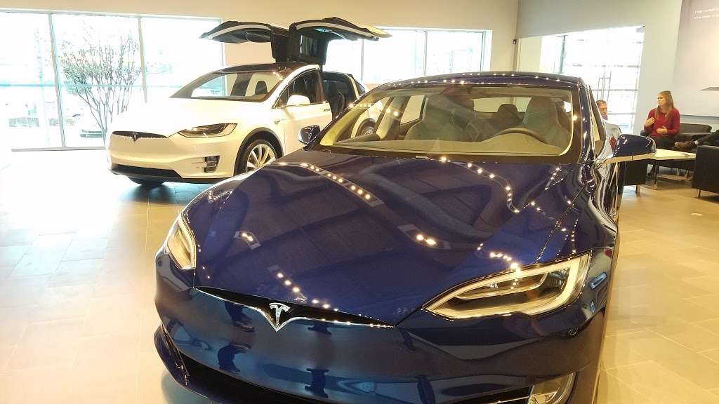 Tesla Service Center | 6500 Cedar Springs Rd, Dallas, TX 75235, USA | Phone: (214) 736-0587