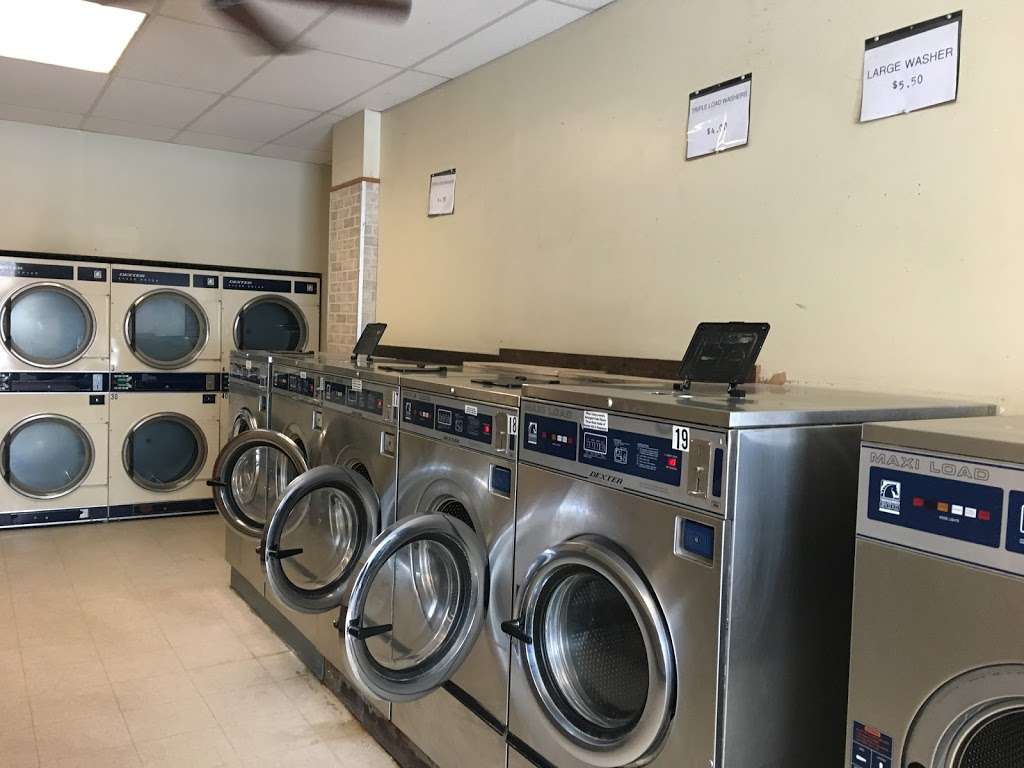 Laundromat | 206 W Main St, Hancock, MD 21750, USA