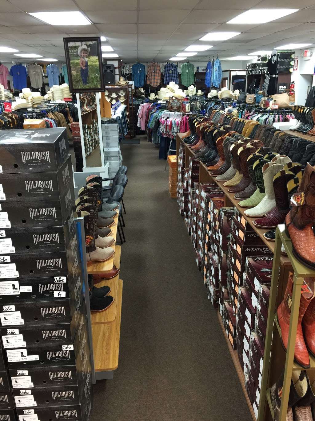 Leon Western Wear | 6360 Airline Dr, Houston, TX 77076, USA | Phone: (713) 694-4088