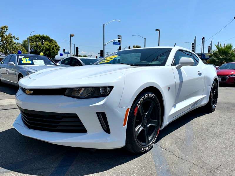 Best Car Sales | 3830 Firestone Blvd, South Gate, CA 90280, USA | Phone: (323) 566-3000