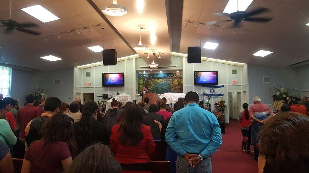 Iglesia Fuente de Vida | 1105 Flint St, Houston, TX 77029, USA