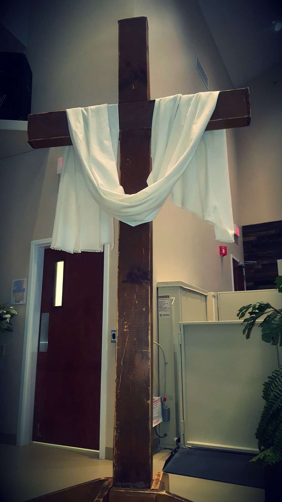 Chapel of the Cross | 160 Flanders Rd, Westborough, MA 01581, USA | Phone: (508) 870-0001