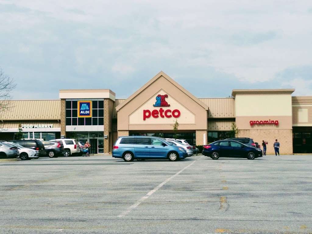 Petco | 400 Englar Rd, Westminster, MD 21157, USA | Phone: (410) 871-2405