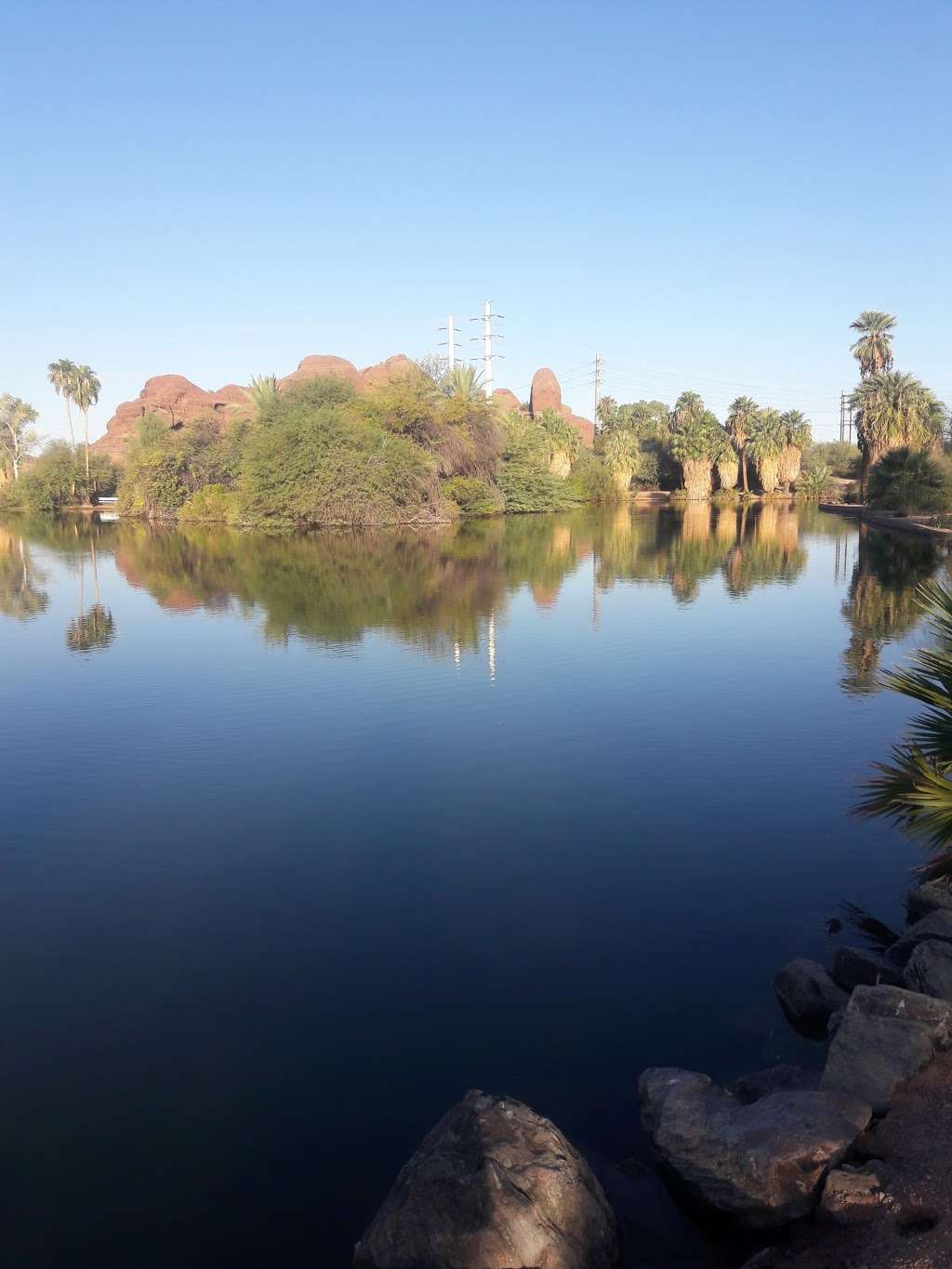 Evelyn Hallman Park | 1900 N College Ave, Tempe, AZ 85281, USA