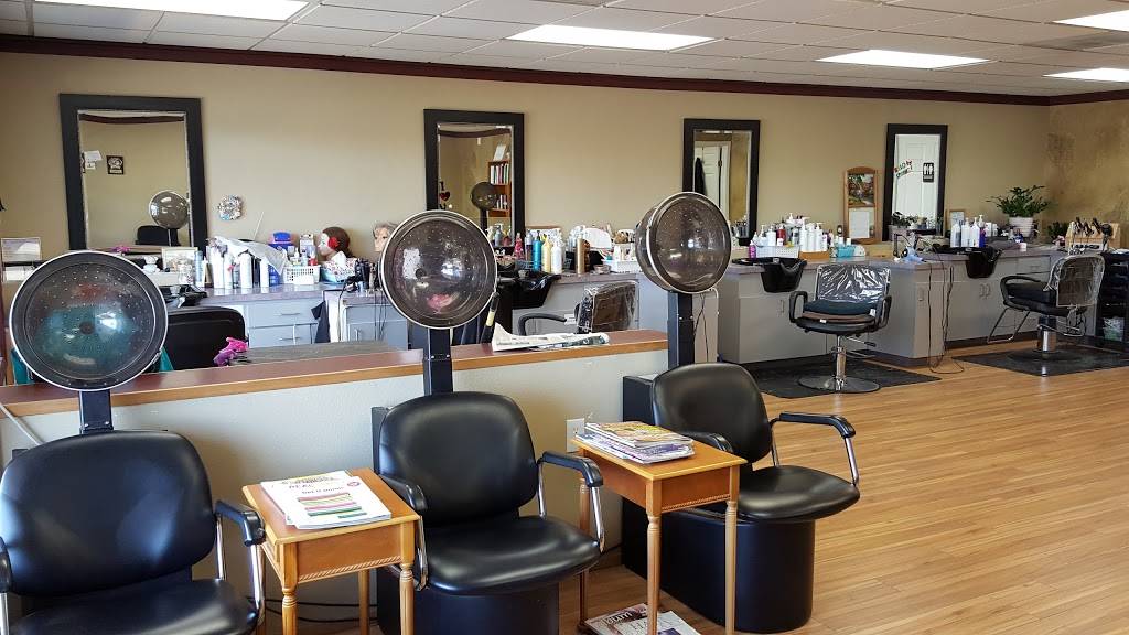Hairblenders Salon | 5909 NE St Johns Rd, Vancouver, WA 98661, USA | Phone: (360) 694-9942