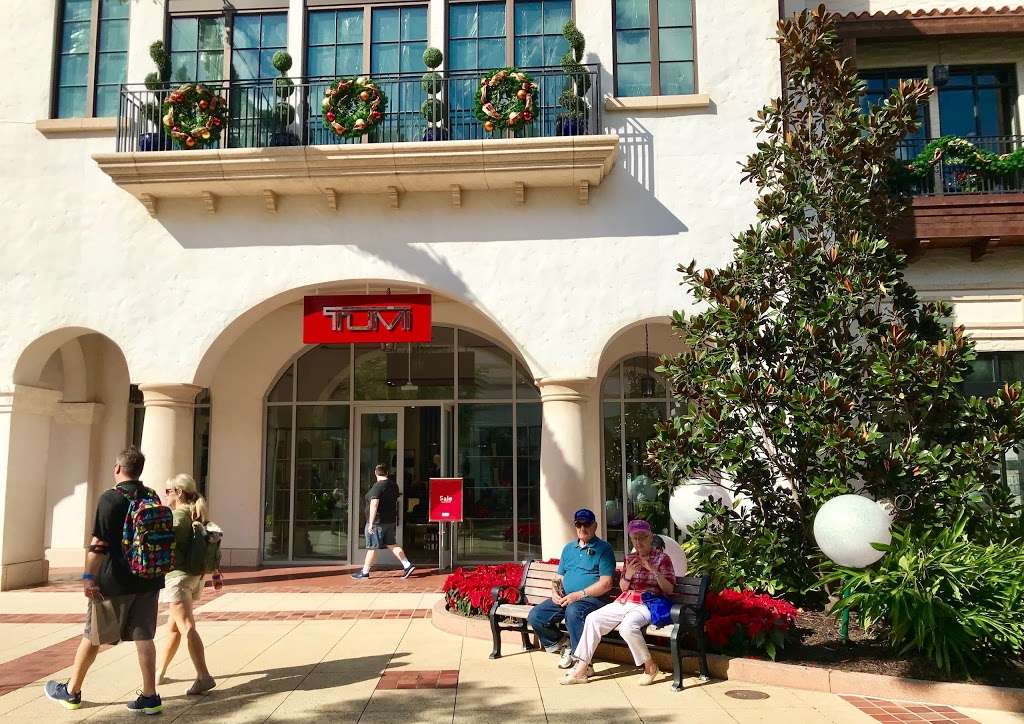 TUMI Store - Disney Springs | 1668 East Buena Vista Drive #1G, Lake Buena Vista, FL 32830, USA | Phone: (407) 560-0833