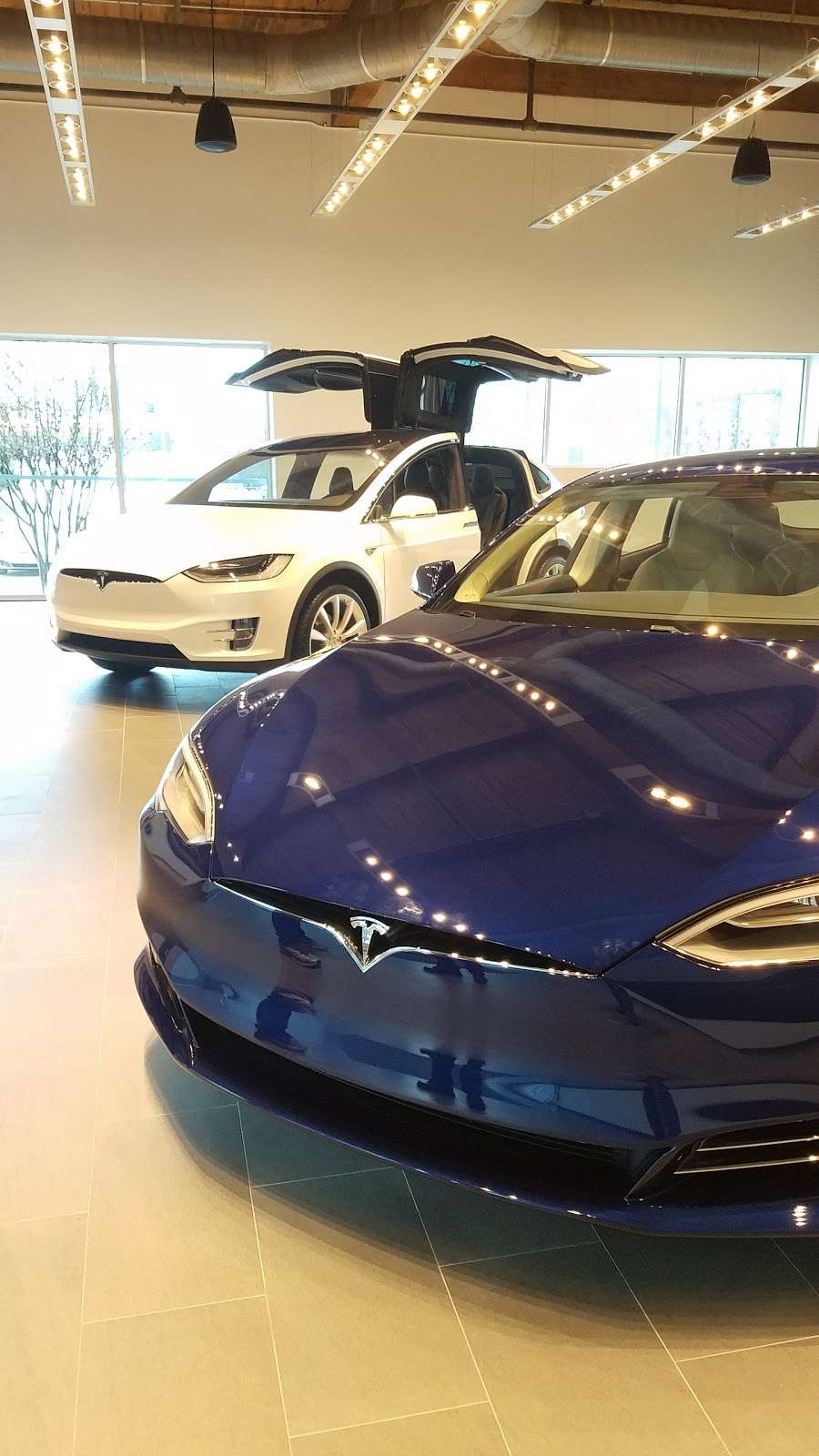 Tesla Service Center | 6500 Cedar Springs Rd, Dallas, TX 75235, USA | Phone: (214) 736-0587