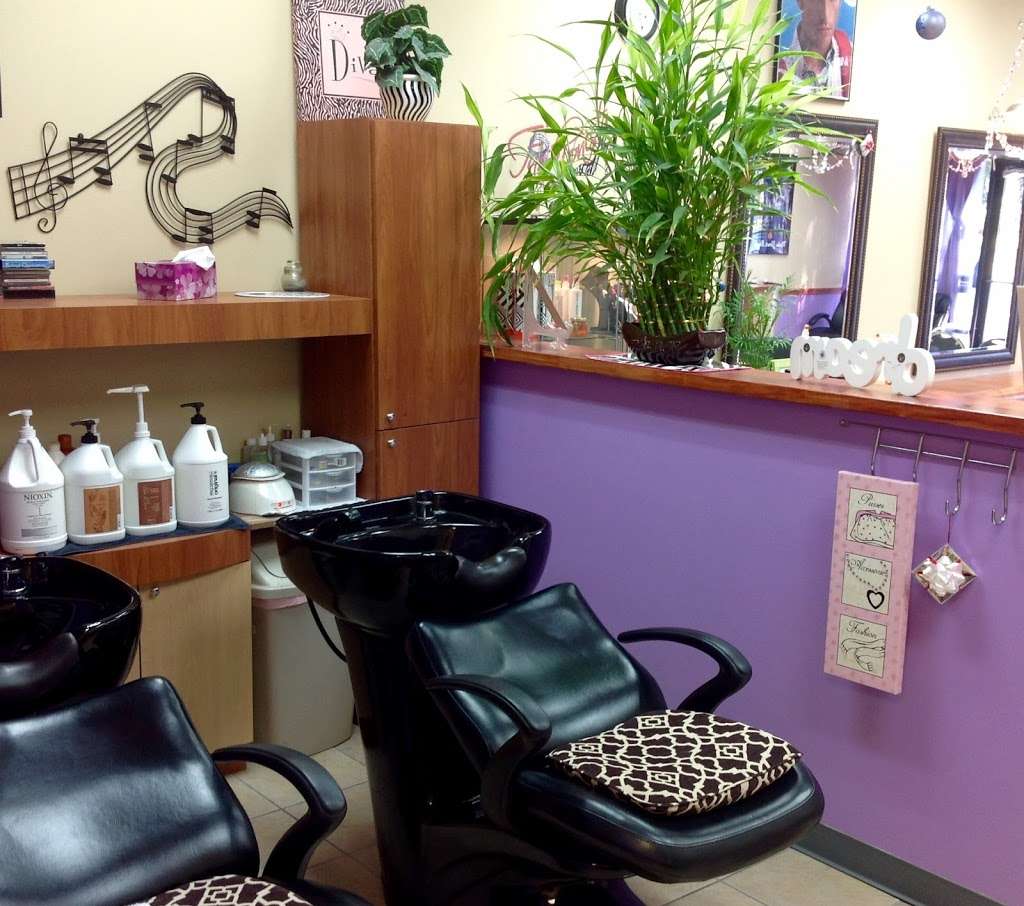 Thus Salon Chair | 8302 N Eldridge Parkway#120, Houston, TX 77041, USA | Phone: (281) 890-0554