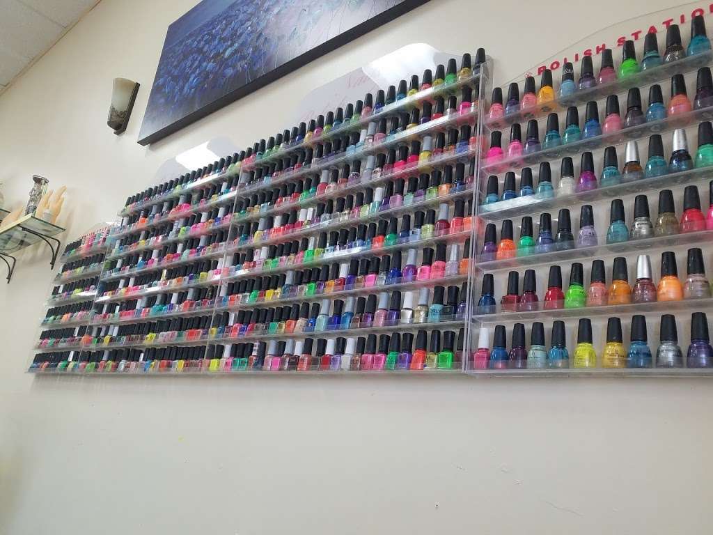 Nj Fabulous Nails & Hair | 1871 N Olden Ave, Ewing Township, NJ 08638, USA | Phone: (609) 883-7772