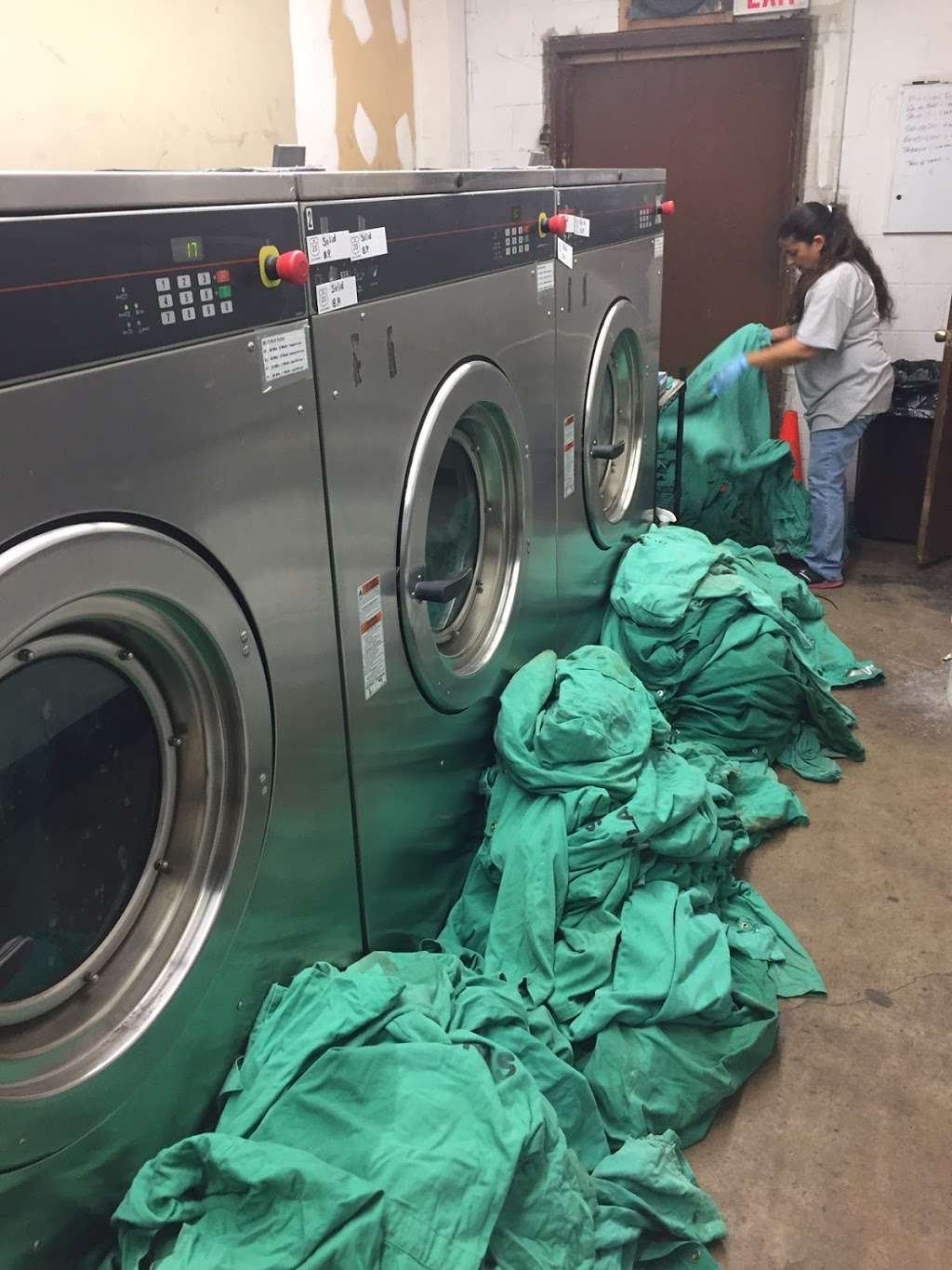 U.S. 20 Laundry | 5757 Hwy 20, Portage, IN 46368, USA | Phone: (219) 763-4605