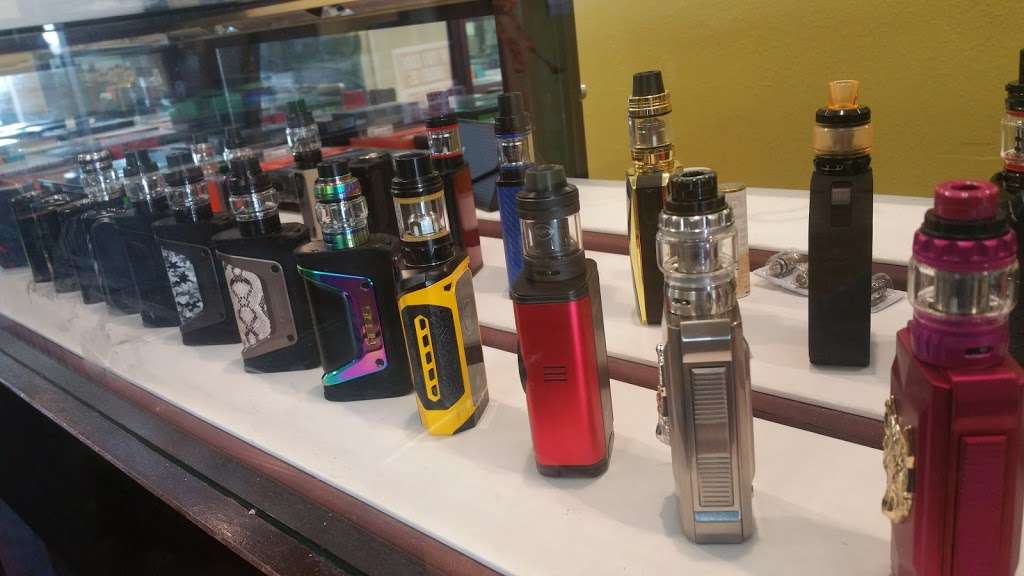 Vape Attic | 1652, 31608 Yucaipa Blvd #4, Yucaipa, CA 92399, USA | Phone: (909) 794-3180