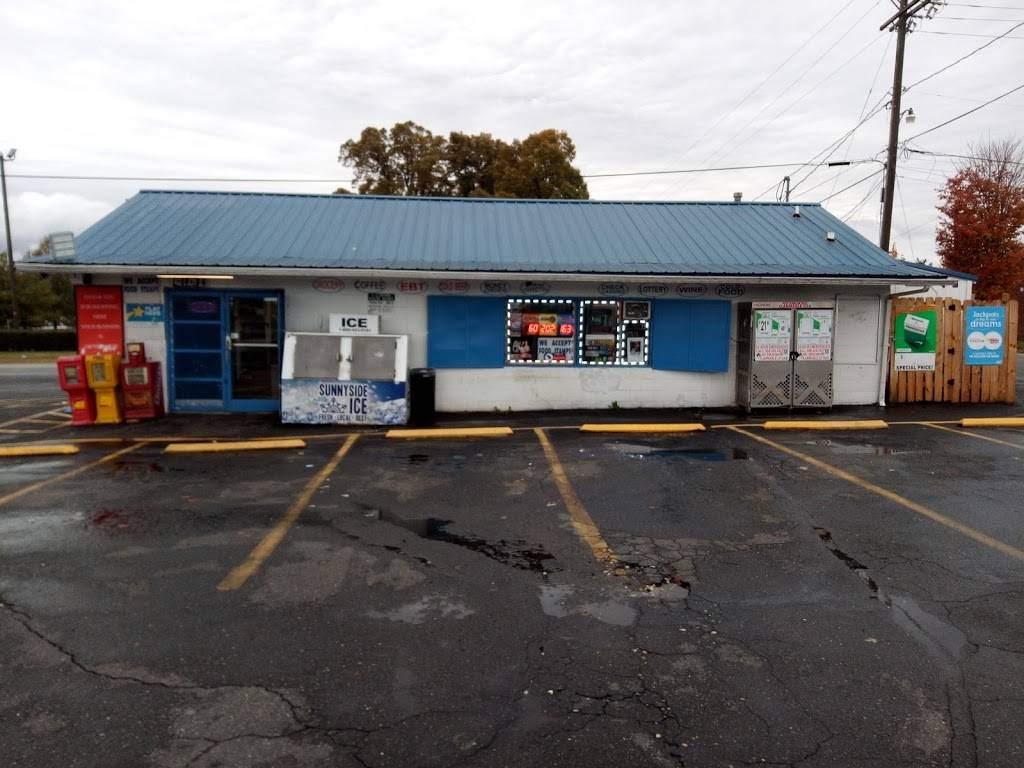 Three Corner Food Mart | 433 30th St, Winston-Salem, NC 27105, USA | Phone: (336) 725-8585