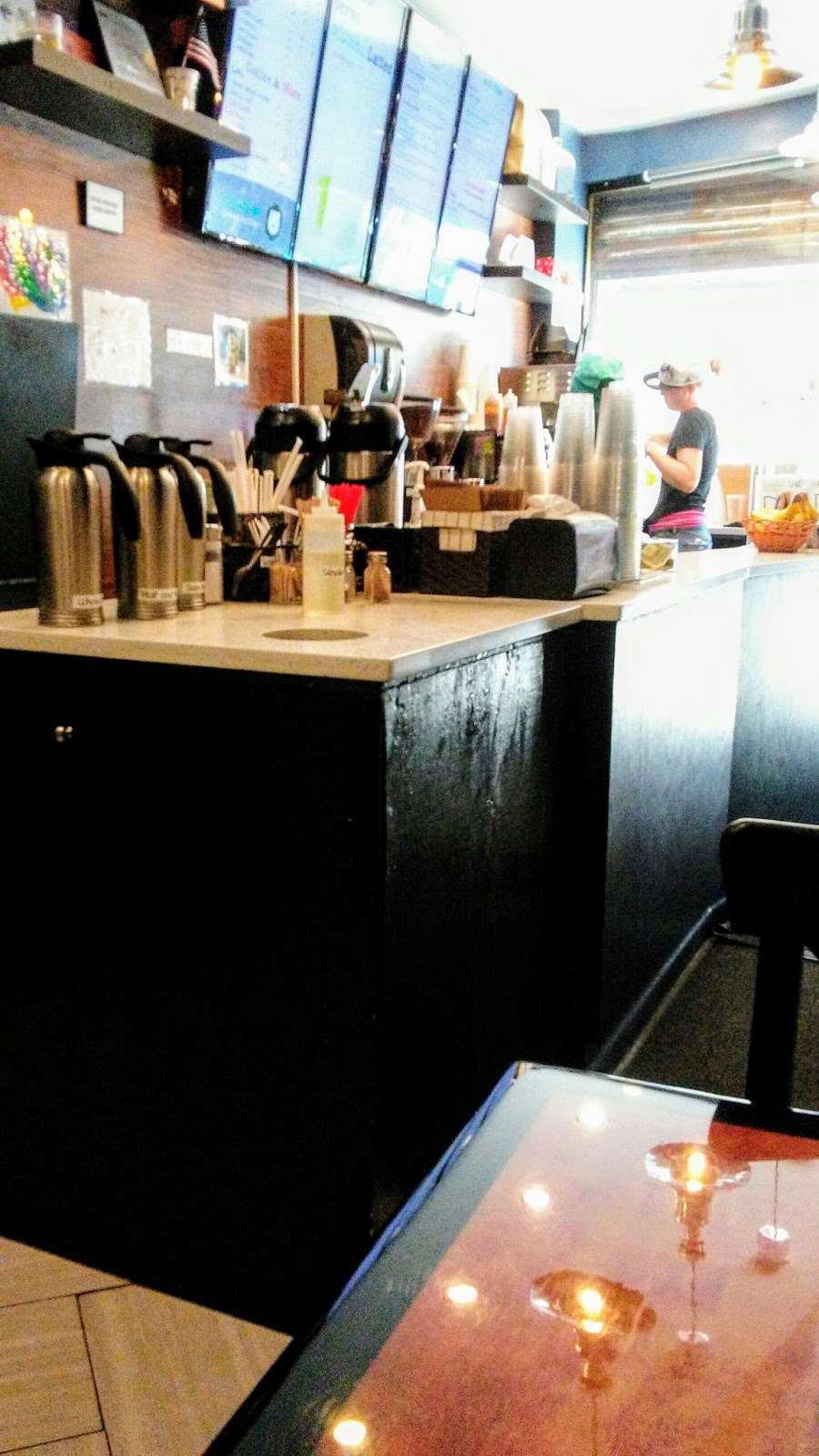 Cream Coffee & Tea Shop | 7210 3rd Ave, Brooklyn, NY 11209, USA | Phone: (718) 333-5288