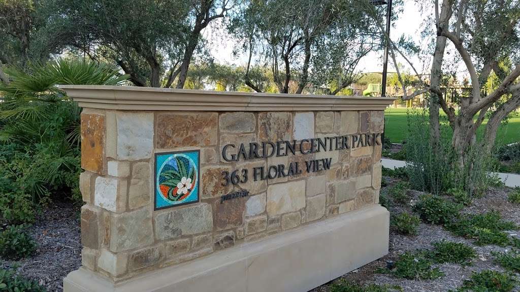 Garden Center Park Pool | 363 Floral View, Irvine, CA 92618, USA