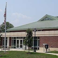 Great Falls Library | 9830 Georgetown Pike A, Great Falls, VA 22066, USA | Phone: (703) 757-8560