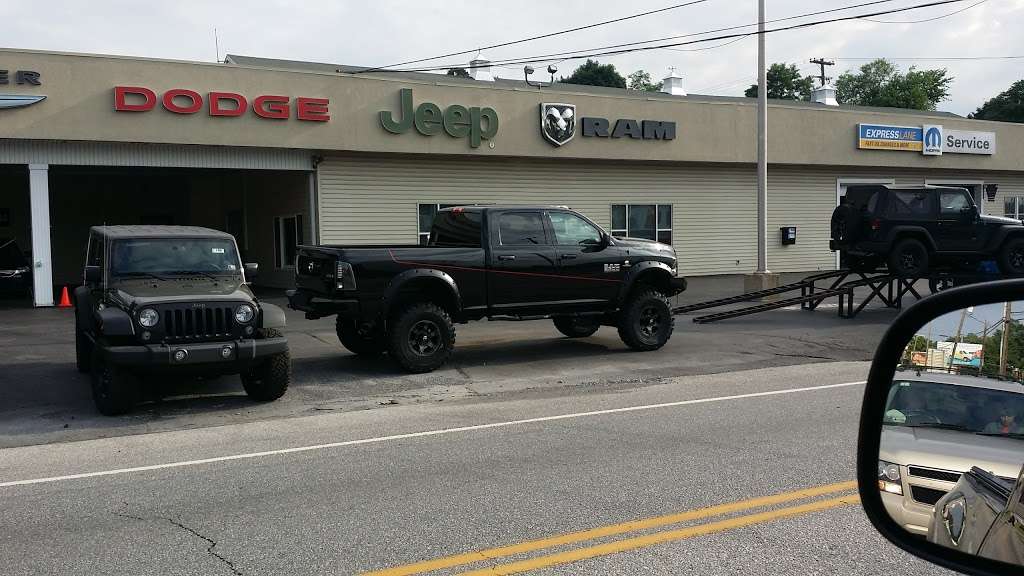 Shively Motors Dodge Chrysler Jeep Ram of Chambersburg | 801 Lincoln Way W, Chambersburg, PA 17202, USA | Phone: (717) 660-0534