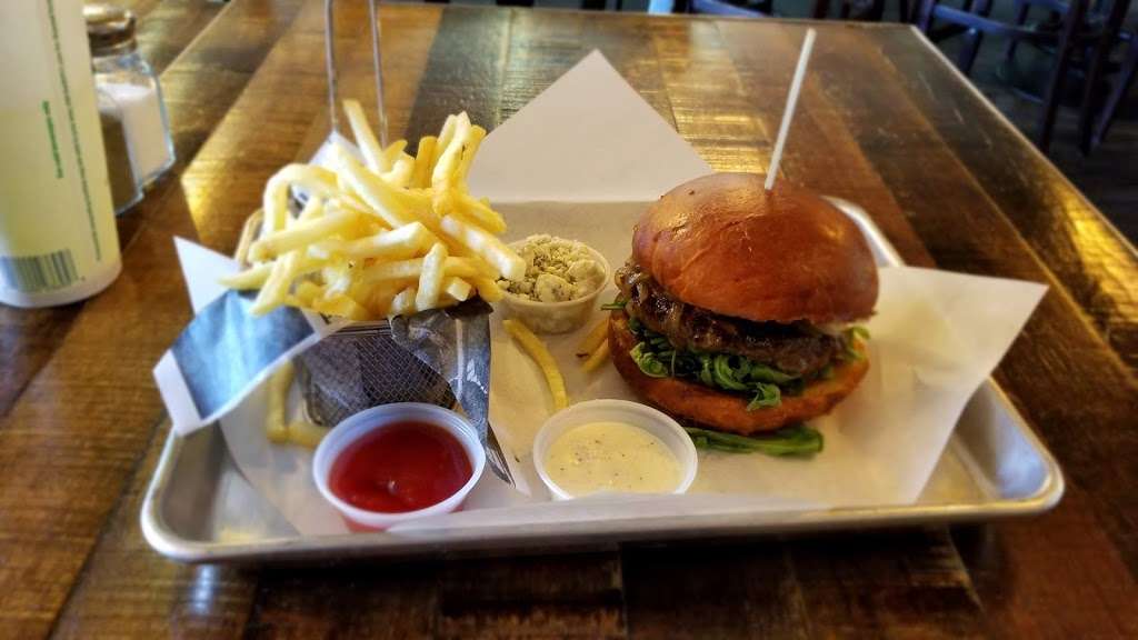 Rustic Burger | 24025 Newhall Ranch Rd, Santa Clarita, CA 91355, USA | Phone: (661) 254-1300