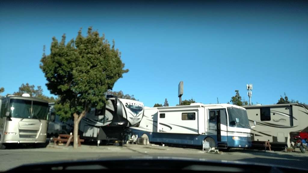 Tradewinds RV Park | 239 Lincoln Rd W, Vallejo, CA 94590, USA | Phone: (707) 643-4000