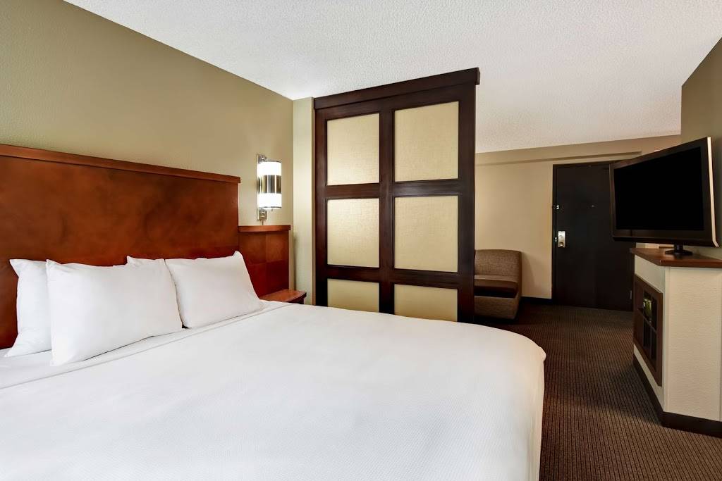 Hyatt Place Phoenix/Gilbert | 3275 S Market St, Gilbert, AZ 85297, USA | Phone: (480) 899-5900