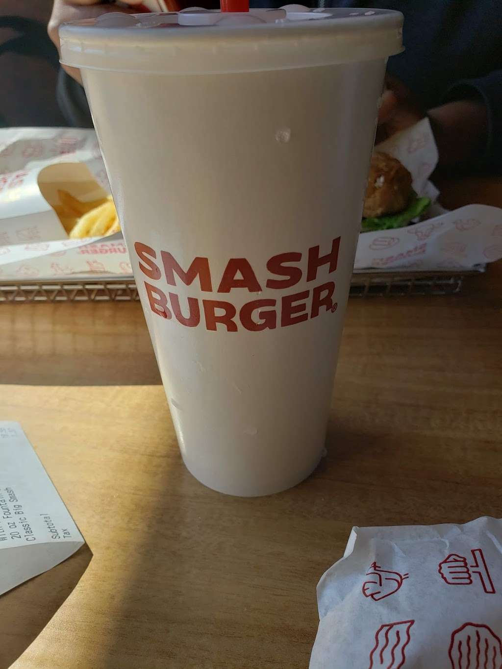 Smashburger | 913 Central Park Ave, Scarsdale, NY 10583, USA | Phone: (914) 713-4934