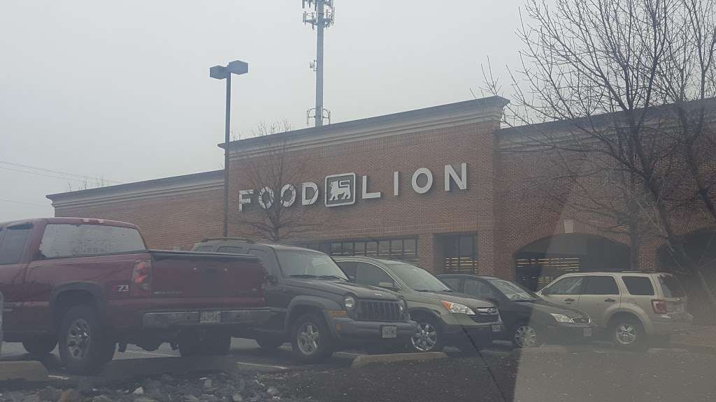 Food Lion | 7514 North Point Rd, Edgemere, MD 21219, USA | Phone: (410) 477-4784