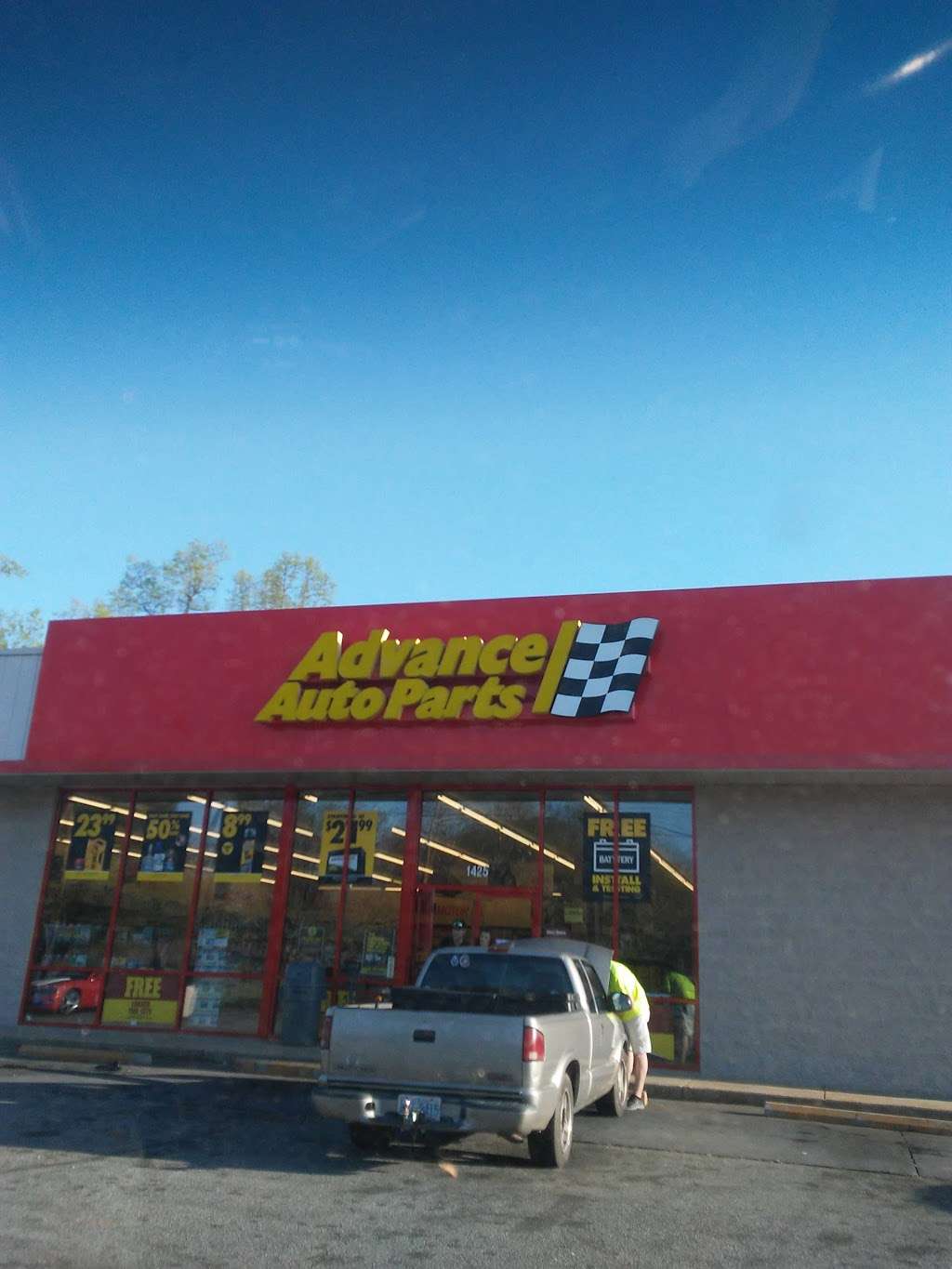 Advance Auto Parts | 1425 U.S. Hwy 70 SW, Hickory, NC 28602, USA | Phone: (828) 322-5810