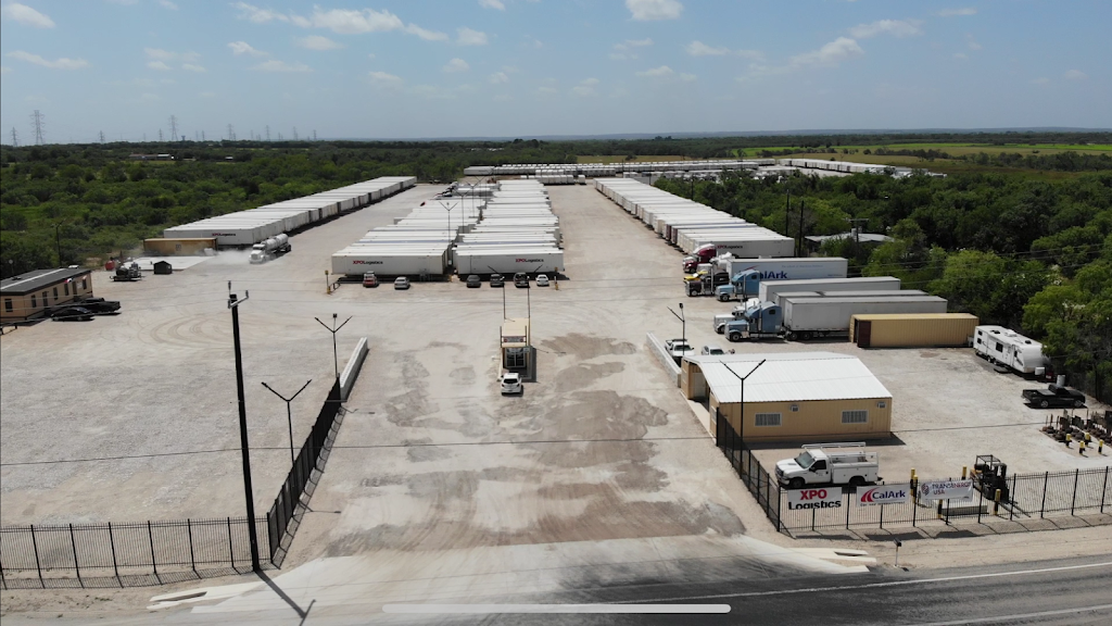 L A Transportation, Inc. | 12330 Interstate 35 Access Rd, Von Ormy, TX 78073, USA | Phone: (210) 590-8859