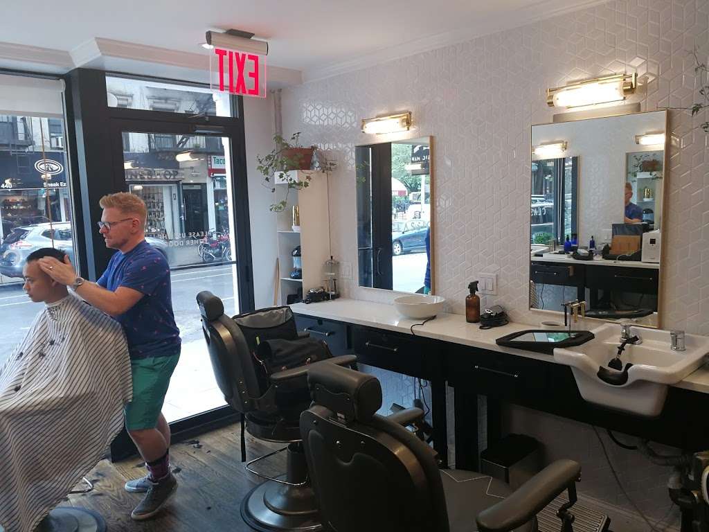 Classic Man Barber Lounge | 443-445 E 9th St, New York, NY 10009, USA | Phone: (646) 484-5416