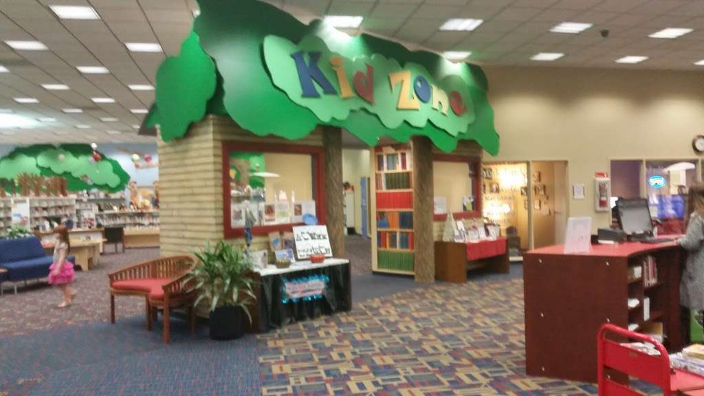 Sterling Municipal Library | 4258, 1 Mary Elizabeth Wilbanks Ave, Baytown, TX 77520, USA | Phone: (281) 427-7331