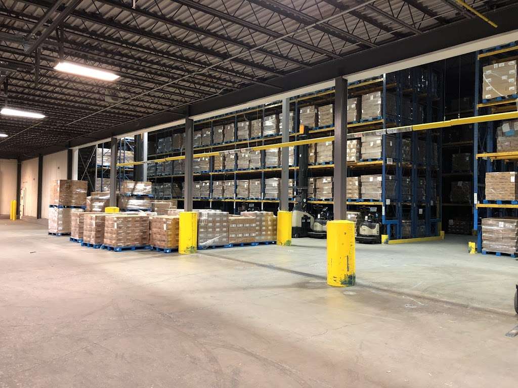 Interstate Warehousing | 2500 McDonough St, Joliet, IL 60436, USA | Phone: (815) 744-5222