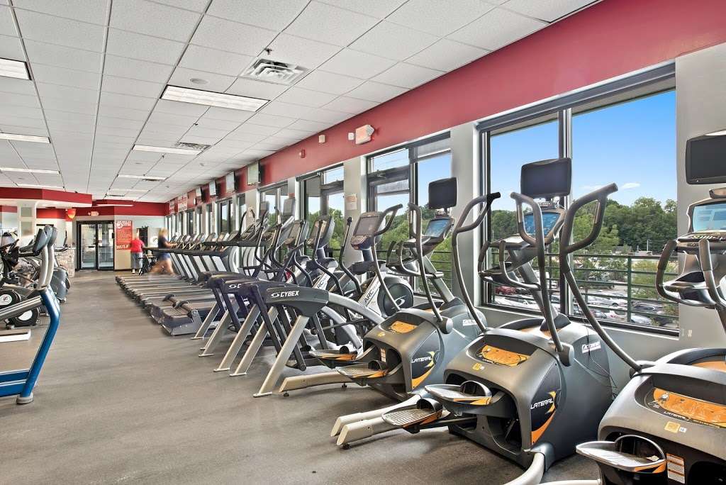 World Gym Brewster | 1620 NY-22, Brewster, NY 10509, USA | Phone: (845) 278-9494