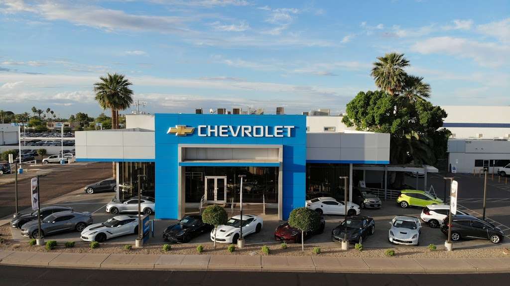 Courtesy Commercial & Fleet: Service | 4949 N 12th St, Phoenix, AZ 85014, USA | Phone: (866) 724-2052