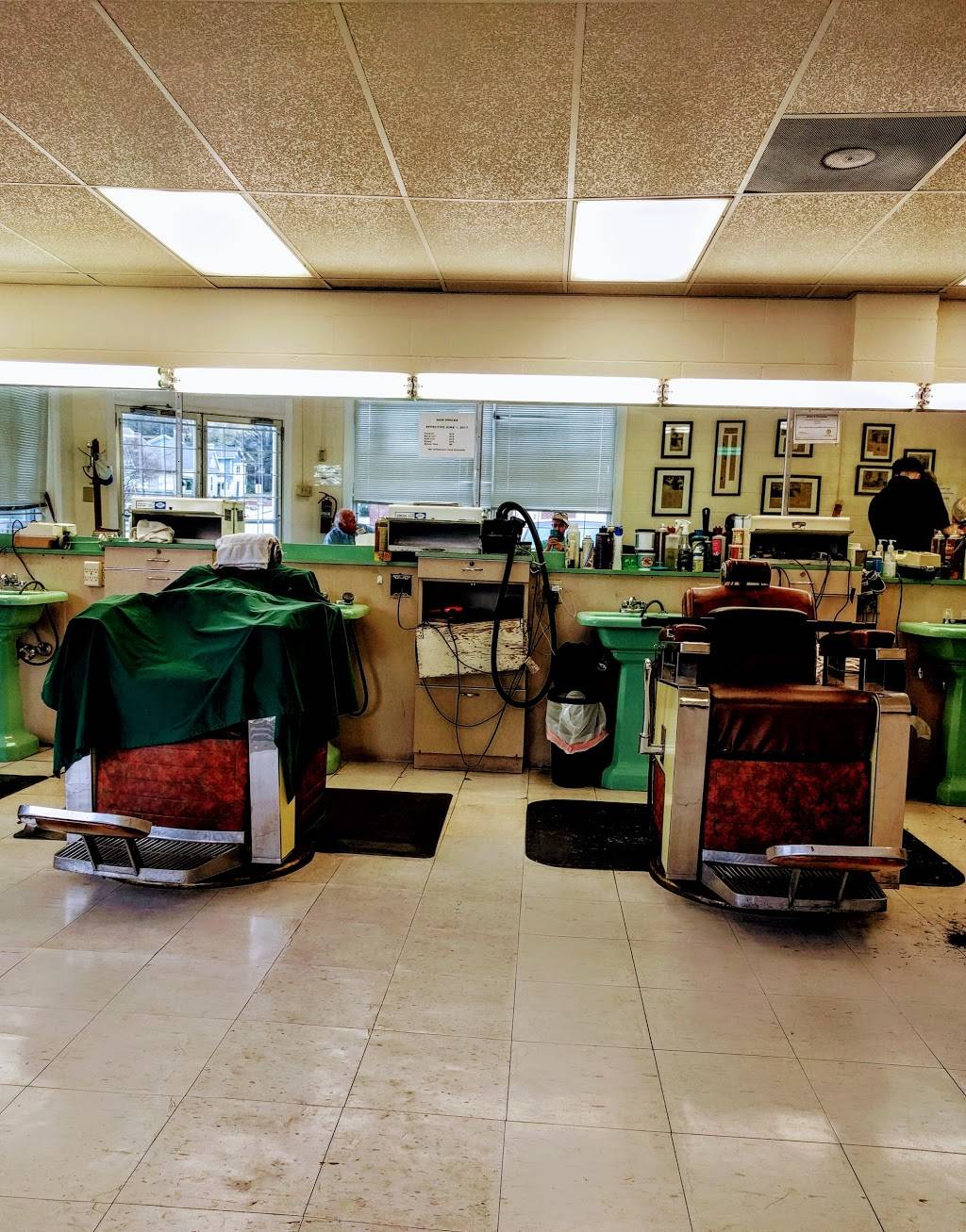 Mid-City Barber Shop | 567 Cooper St, Memphis, TN 38104, USA | Phone: (901) 725-6858