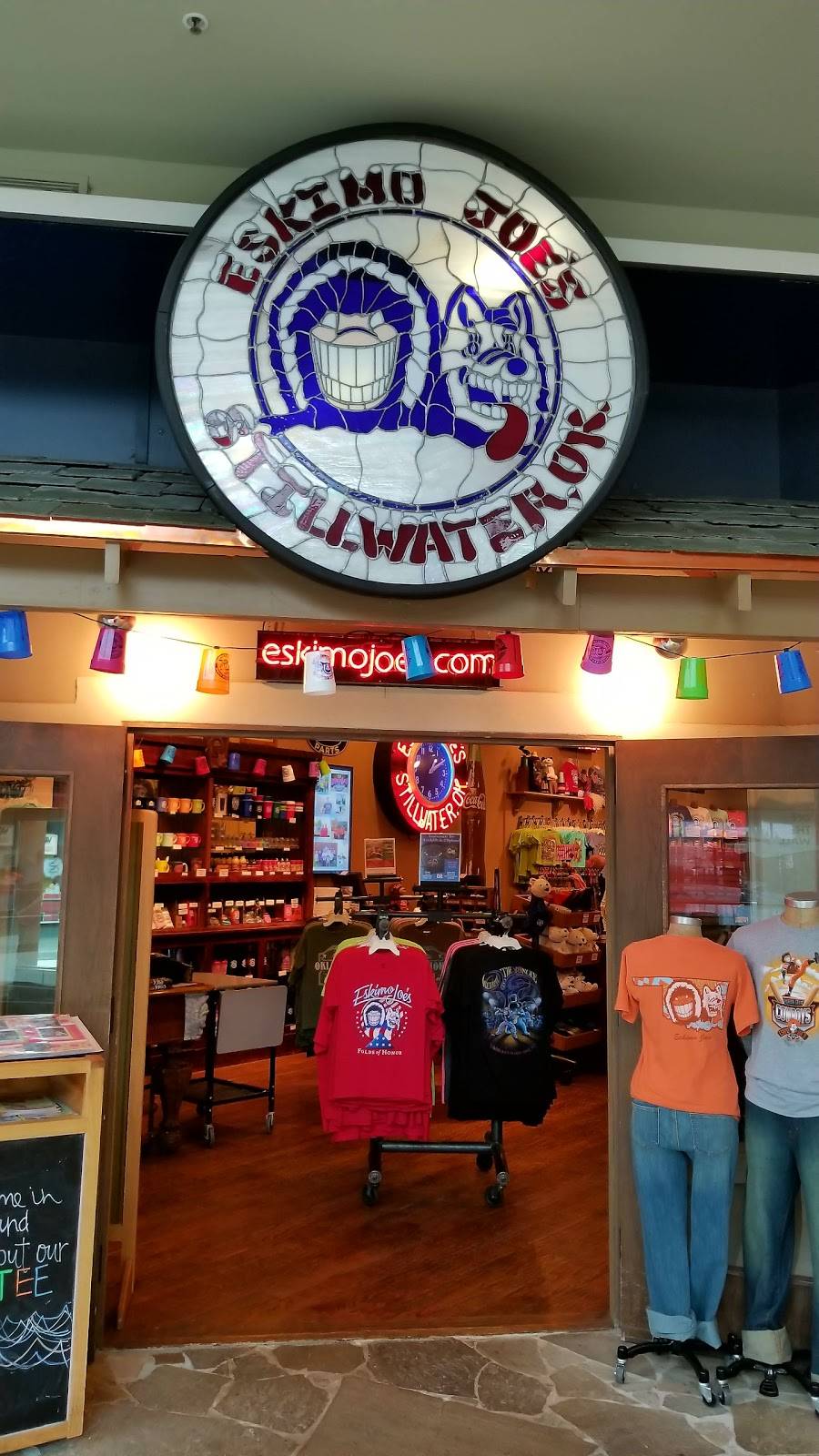 Eskimo Joes Clothes | 7021 S Memorial Dr, Tulsa, OK 74133, USA | Phone: (918) 254-7654