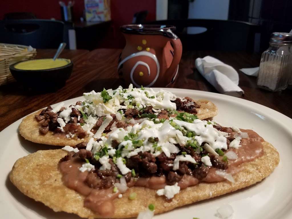 Mis Chilaquiles | 5735 W 16th St, Cicero, IL 60804, USA | Phone: (708) 477-6454