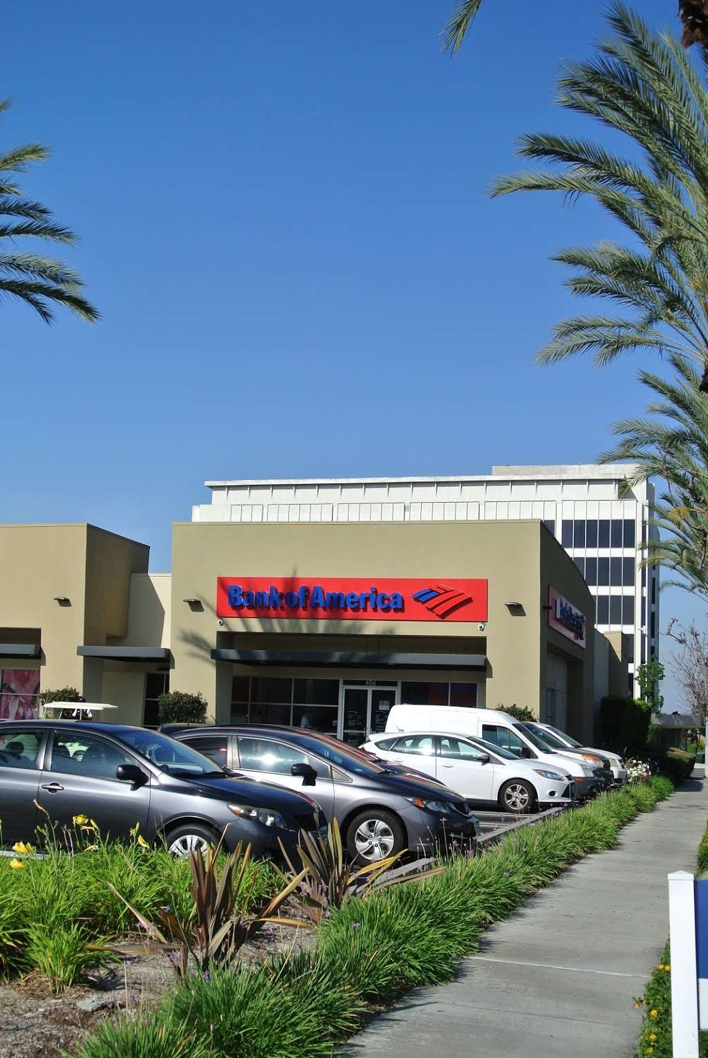 Bank of America Financial Center | 406 N Euclid St, Anaheim, CA 92801, USA | Phone: (714) 956-0330